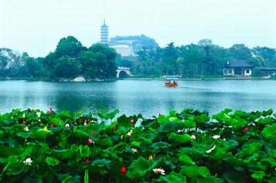鎮(zhèn)江金山公園