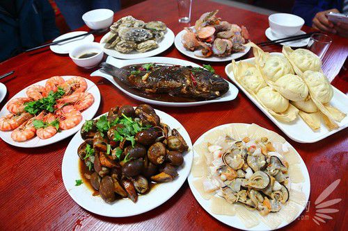 出海喂鳥(niǎo)吃海鮮 山東長(zhǎng)島讓你玩到爽 出海喂鳥(niǎo)吃海鮮 山東長(zhǎng)島讓你玩到爽