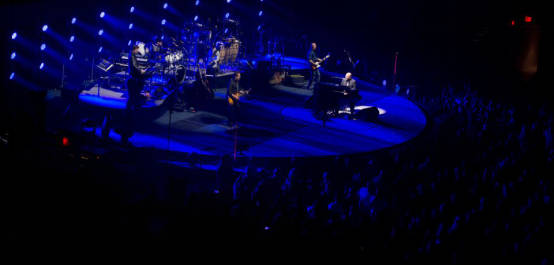 華麗歸來(lái)！紐約長(zhǎng)島體育館開(kāi)業(yè)首秀星光熠熠