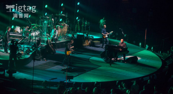 華麗歸來(lái)！紐約長(zhǎng)島體育館開(kāi)業(yè)首秀星光熠熠