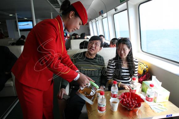 '煙臺(tái)—長(zhǎng)島'開(kāi)通高速游輪航線(xiàn) 大小島嶼游個(gè)遍