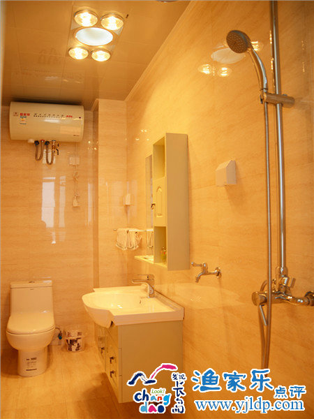 22長島小謝觀海公寓海景大床4人間衛(wèi)生間(1)